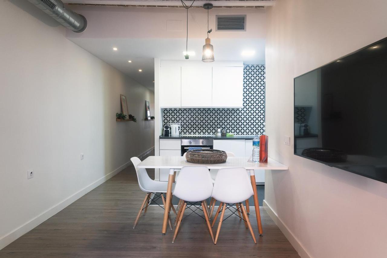 Modern Catalan Apartments By Olala Homes L'Hospitalet de Llobregat Exterior photo