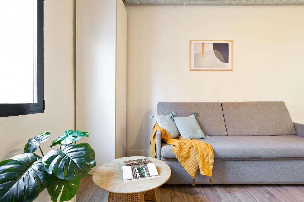 Modern Catalan Apartments By Olala Homes L'Hospitalet de Llobregat Exterior photo