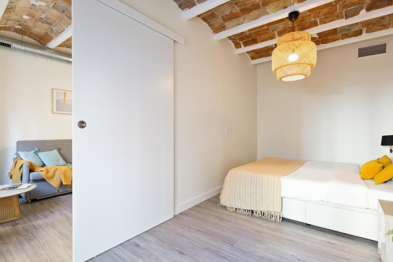 Modern Catalan Apartments By Olala Homes L'Hospitalet de Llobregat Exterior photo